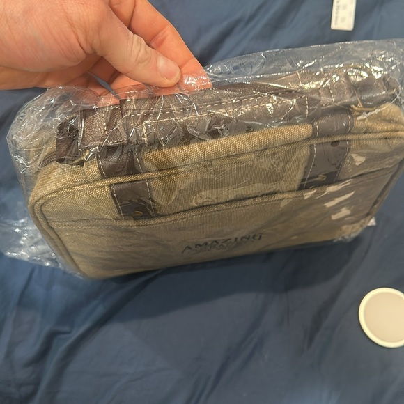 Amazing - Picture 3 of 3